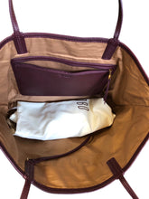 Load image into Gallery viewer, HOBO Purse