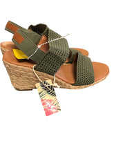 Load image into Gallery viewer, 8 TOMMY BAHAMA Shoes

