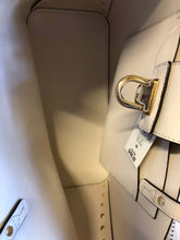 Load image into Gallery viewer, MICHAEL KORS Purse
