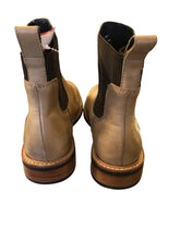 Load image into Gallery viewer, 10 NISOLO Boots
