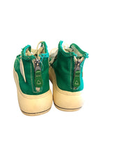 Load image into Gallery viewer, 7 R13 Shoes
