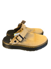 Load image into Gallery viewer, 6 DR. MARTENS Shoes
