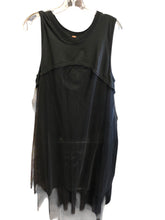 Load image into Gallery viewer, Size M FREE PEOPLE Tank Top
