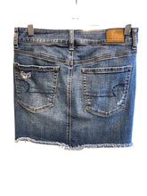 Load image into Gallery viewer, Size 6 AMERICAN EAGLE Skirt
