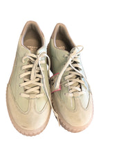 Load image into Gallery viewer, 8.5 SOREL Shoes
