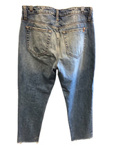 Load image into Gallery viewer, Size 6 JOES Jeans
