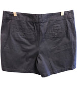 Load image into Gallery viewer, Size 10 ANN TAYLOR LOFT Shorts
