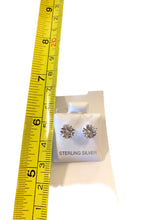 Load image into Gallery viewer, Earrings
