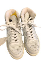 Load image into Gallery viewer, 7 DIADORA Shoes
