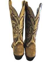 Load image into Gallery viewer, 7.5 ARIAT Boots
