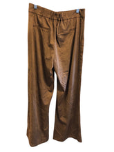 Load image into Gallery viewer, Size L ELAN Pants
