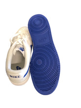 Load image into Gallery viewer, NIKE 11.5 Shoes
