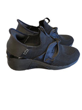Load image into Gallery viewer, 6.5 SKECHERS Shoes
