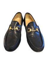 Load image into Gallery viewer, GUCCI 9.5 Shoes
