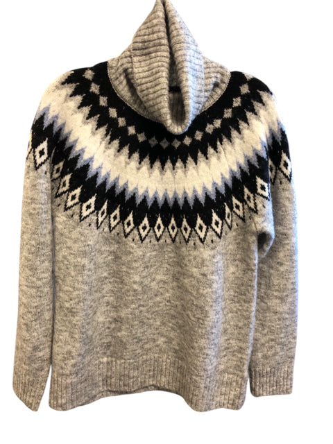 Size M ASPEN Sweater