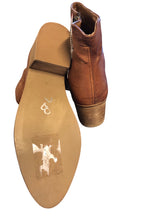 Load image into Gallery viewer, 9 DIBA TRUE Boots
