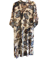 Load image into Gallery viewer, Size M UMGEE Dress
