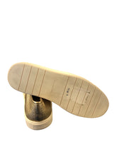 Load image into Gallery viewer, 7 VINCE Shoes
