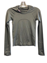 Load image into Gallery viewer, Size 2 LULULEMON Top
