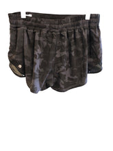 Load image into Gallery viewer, Size 10 LULULEMON Shorts
