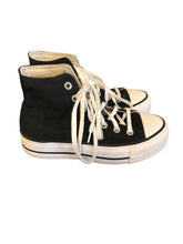 Load image into Gallery viewer, 6 CONVERSE Shoes
