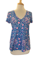 Load image into Gallery viewer, Size S LILLY PULITZER Top
