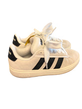 Load image into Gallery viewer, 7 ADIDAS Shoes
