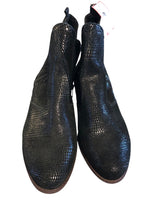 Load image into Gallery viewer, 9 REVERE Boots
