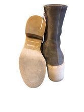 Load image into Gallery viewer, 6.5 C LA CANADIENNE Boots
