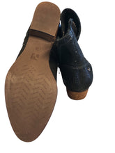 Load image into Gallery viewer, 9 REVERE Boots
