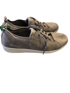8 SKECHERS Shoes