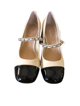 Load image into Gallery viewer, 6 AREZZO Shoes

