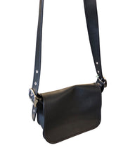 Load image into Gallery viewer, COACH Purse
