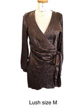 Load image into Gallery viewer, Size M LUSH Dress
