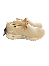 Load image into Gallery viewer, 8 SKECHERS Shoes
