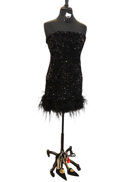 Size L FASHION NOVA Formal Dress