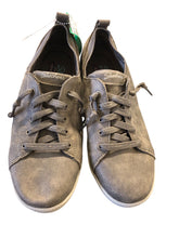 Load image into Gallery viewer, 8 SKECHERS Shoes
