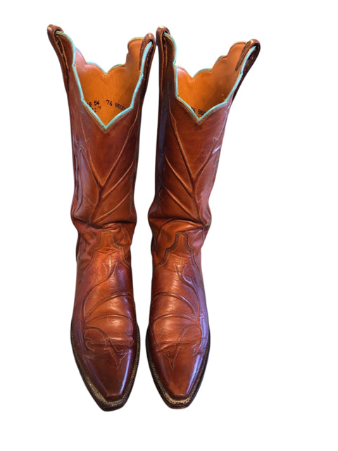 7.5 LUCCHESE Boots