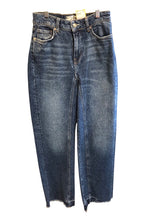 Load image into Gallery viewer, Size 2 WE THE FREE Jeans
