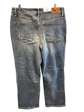 Load image into Gallery viewer, Size 16 JUDY BLUE Plus Size Bottoms
