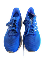 Load image into Gallery viewer, 8 NEW BALANCE Shoes
