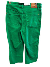 Load image into Gallery viewer, Size 9 JUDY BLUE Jeans
