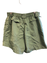 Load image into Gallery viewer, AFTCO Size 36 Shorts

