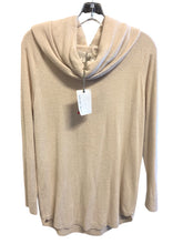 Load image into Gallery viewer, Size XS BAREFOOT DREAMS Sweater
