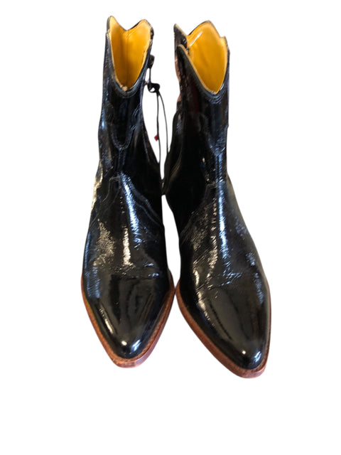 9 FREE PEOPLE Boots