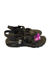Load image into Gallery viewer, 8 CHACO Shoes
