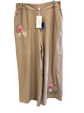 Load image into Gallery viewer, Size XXL LA REYNA Pants
