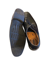 Load image into Gallery viewer, CLARKS 13 Shoes
