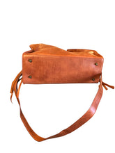 Load image into Gallery viewer, OLD TREND Purse
