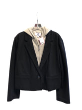 Load image into Gallery viewer, Size M LOU &amp; GREY Jacket
